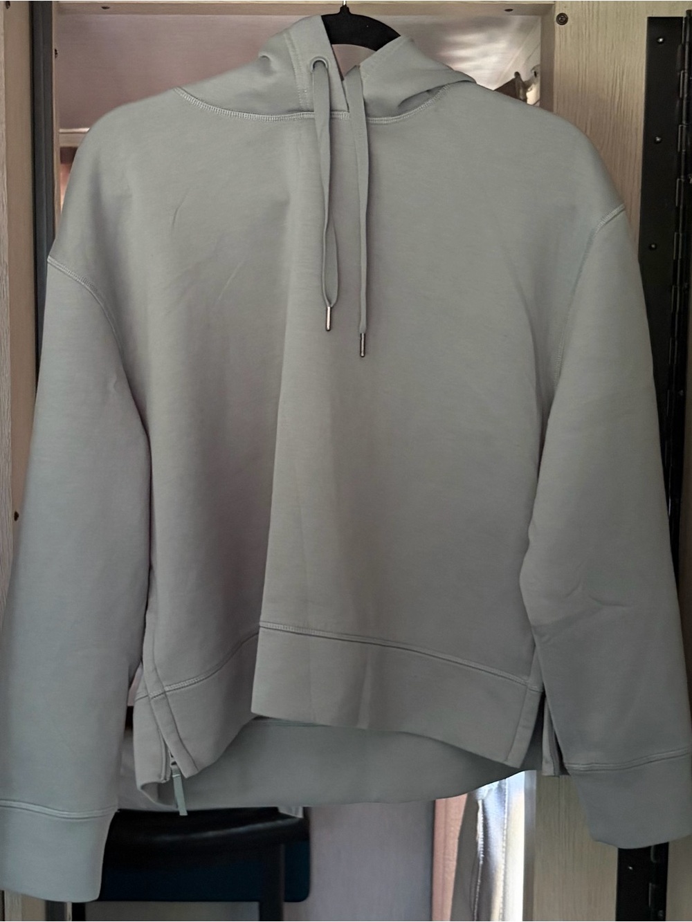 Avia Men's Light Sage Crewneck Hoodie